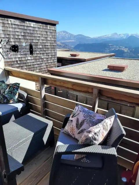 Appartement Duplex Avec Vue Sur Le Sancy Et Garage Couvert Murat-le-Quaire Экстерьер фото